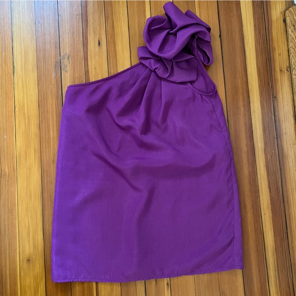 The Limited One-Shoulder Flower Shift Blouse - Picture 2 of 6